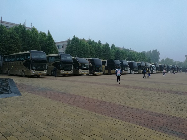 鄭州大巴車租賃:醉漢大巴吸煙被阻止,毆打大巴司機釀事故http://www.ct100.cn/ 鄭州大巴車租賃:醉漢大巴吸煙被阻止,毆打大巴司機釀事故http://www.ct100.cn/